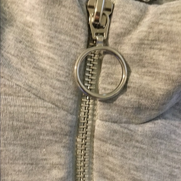 NWOT HoneyBum grey zip up pullover cropped sweatshirt - Picture 5 of 6